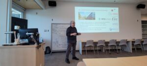 Meet & greet at UVic Libraries "Digital Scholarship Commons". Photo: Christian Schmidt